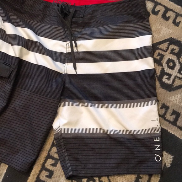 Men’s O’Neill swim shorts - Picture 2 of 6